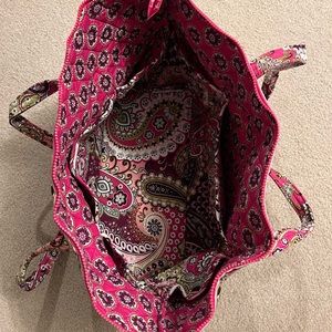 VERA BRADLEY TOTE BAG. NWOT